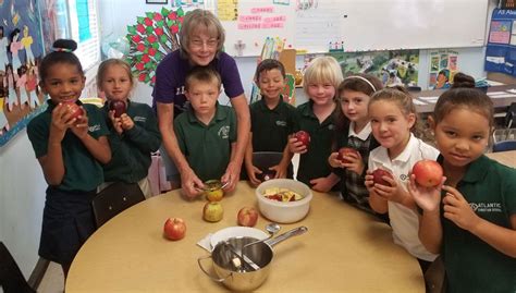 Classroom Cameo K Students Learn All About Apples Make Applesauce