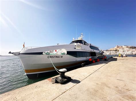 Liberty Lines La Nave Ibrida Cristina M Giunta Nel Porto Di Trapani