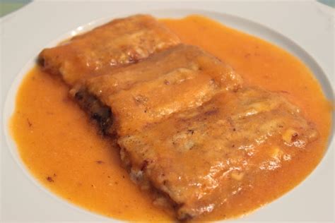 Pencas De Acelga Rellenas En Salsa