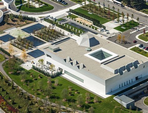 Aga Khan Museum | Goop