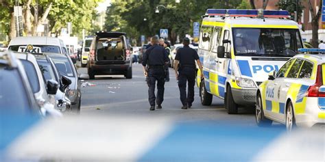 En Död Efter Skjutning I Sollentuna