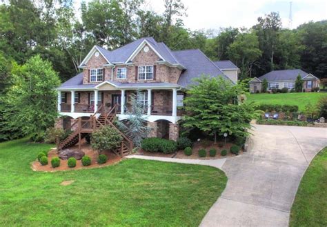 PHOTOS: Teen Mom OG's Maci Bookout Buys $625,000 New Home! See Pics