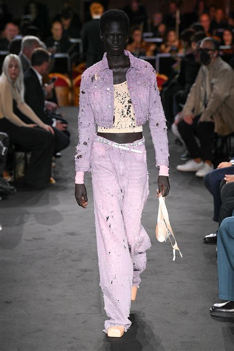 Mm6 Maison Margiela Spring 2023 Fashion Show | The Impression