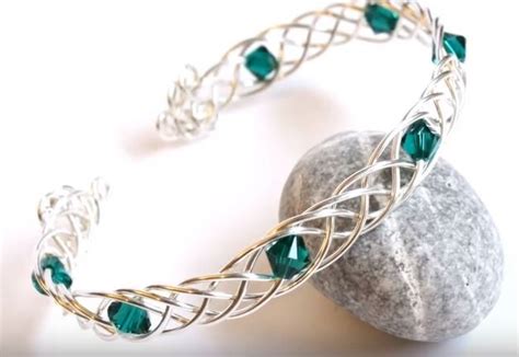 Making A Celtic Wire Braided Bracelet Knox Makers