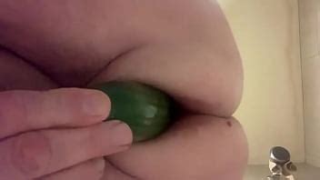 Follando El Culo Con Pepino XVIDEOS