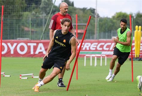 La Roma Si Allena A Trigoria In Vista Del Tolosa FOTO GALLERY