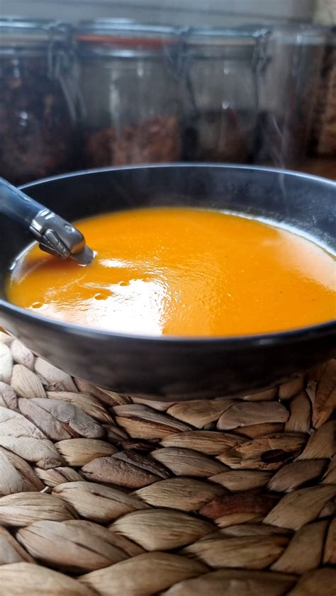 Velouté de potimarron carottes lentilles corail de Delph in cuisine