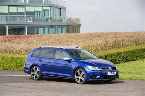 Volkswagen Golf R Estate review - Car Keys