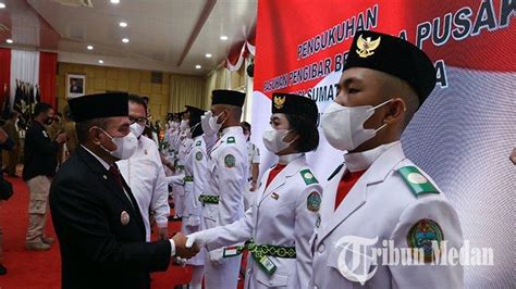 Berita Foto Gubernur Sumut Edy Rahmayadi Mengukuhkan Paskibraka