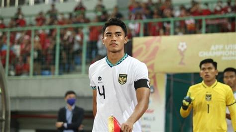 Foto Cerita Bek Persija Di Balik Debut Manis Bersama Timnas Indonesia