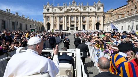 Pope upholds prophetic witness of Blessed Armida Barelli - Vatican News