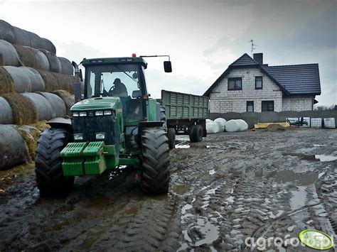 Foto Ciagnik John Deere 8300 Przyczepa Id 334253 Galeria Rolnicza