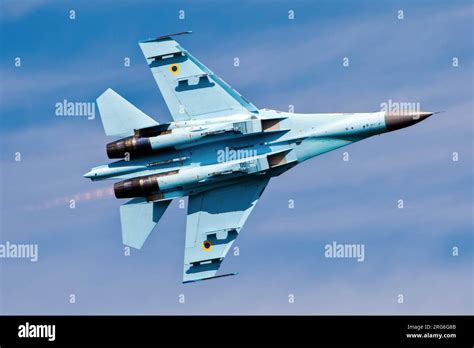Ukrainian Air Force Sukhoi Su-27 Flanker in flight, Hradec Kralove ...