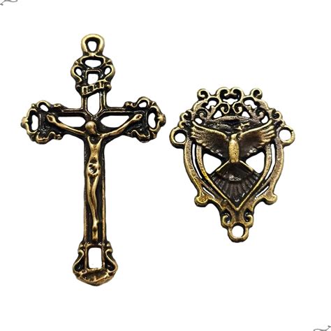 Crucifixos Entremeios Para Ter O Divino Esp Rito Santo Ouro