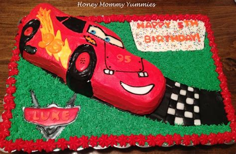 Lightning McQueen Cake | Lightning mcqueen cake, Mcqueen cake ...