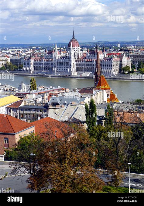 Parliament Building & River Danube, Budapest Stock Photo - Alamy