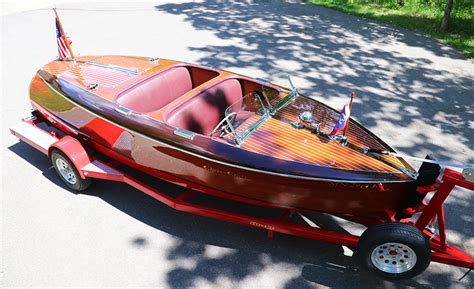 Chris Craft 19 Custom Runabout Barrel Back For Sale