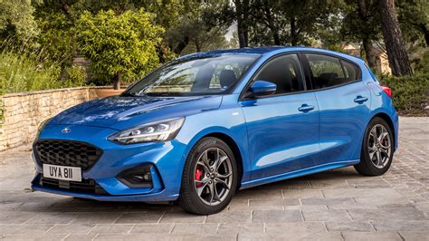 1920x1080 Car Ford Focus ST Line Blue Car Wallpaper