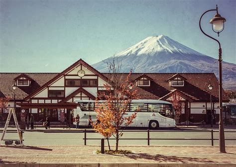 Kawaguchiko Station & Mt Fuji Villa Pehuenia, Patagonia, Kawaguchi, Fuji, Mount Rainier, The ...