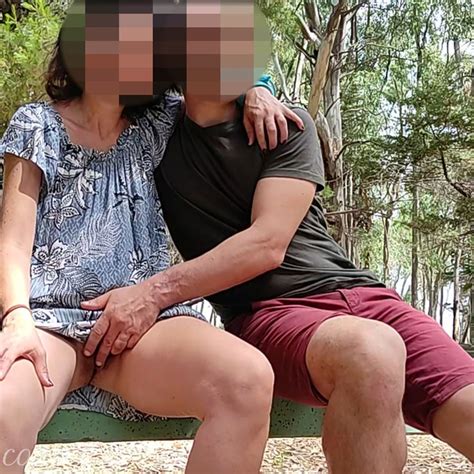 Pussy Flash Stranger Caught Me In The Park And XHamster