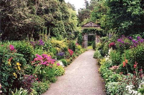 Summit Musings Friday Fences Or Irish Garden Walls