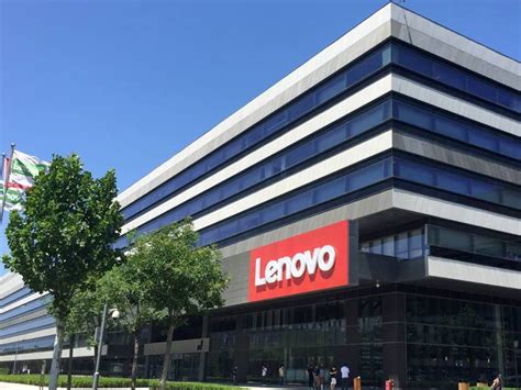 Lenovo Unveils Y9000K 2023, the World's First Portable Water-Cooled