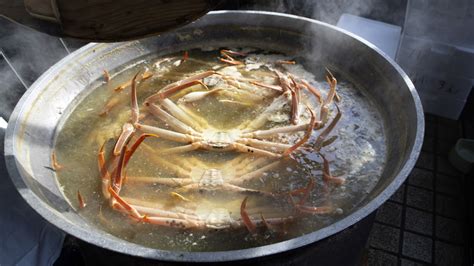 When Boiling Crab Legs, Season The Water For Maximum Flavor