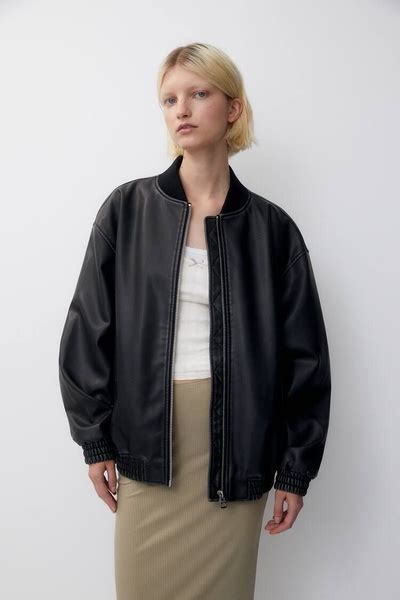 Бомбер Pull&Bear - купить с доставкой по выгодным ценам в интернет ...