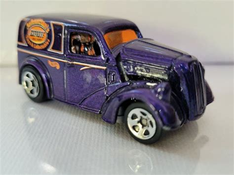 JONATHANS EXPRESS DELIVERY 1 64 1999 HOT WHEELS Gebraucht in Neftenbach für CHF 4 mit