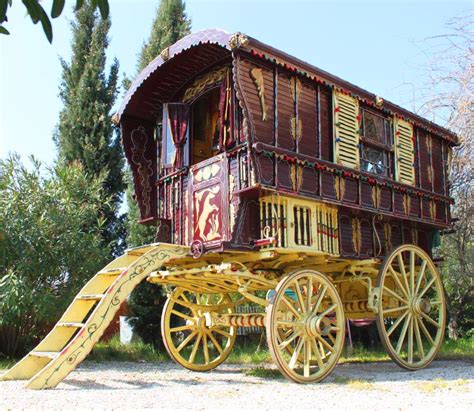 1910 Bill Wright Gypsy Wagon – SOLD | AntiqueCarousels.com