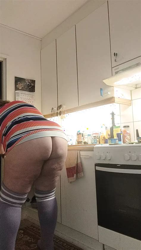 Big Ass Cooking In The Kitchen Close Up Fatty Ass Finnish Gay Amateur Porn Xhamster
