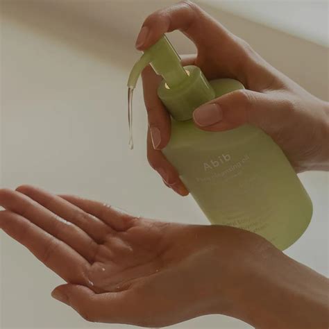 Abib Pore Cleansing Oil Heartleaf Oil Wash 200ml Avel Sk