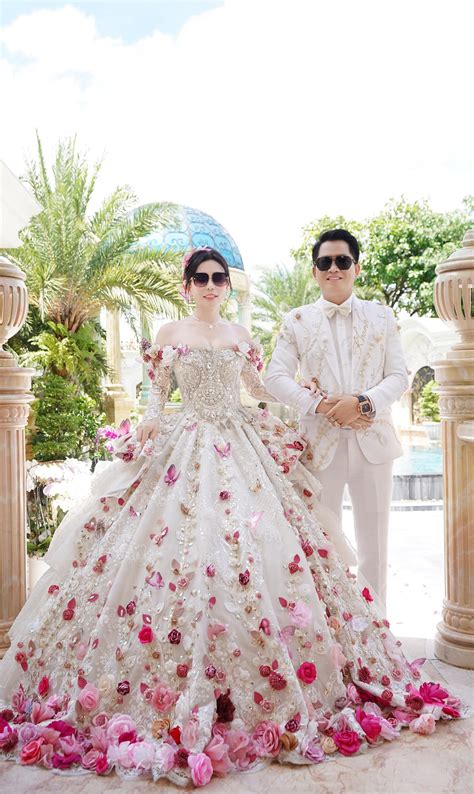 Danh tính sếp em Mailisa cực hot MXH từ thợ cắt tóc đi xin gạo phất lên tặng chồng dàn siêu xe