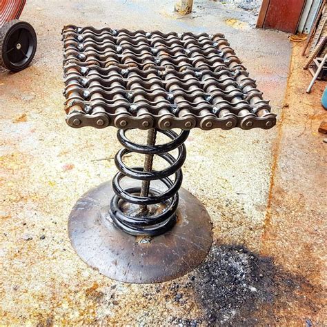 How To Make Scrap Metal Art Scrapmetalart Metal Furniture Vintage