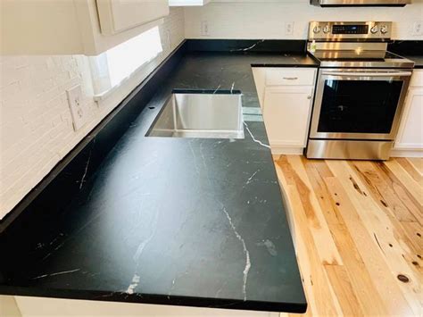 Noire Soapstone Kitchen Counter Marmol