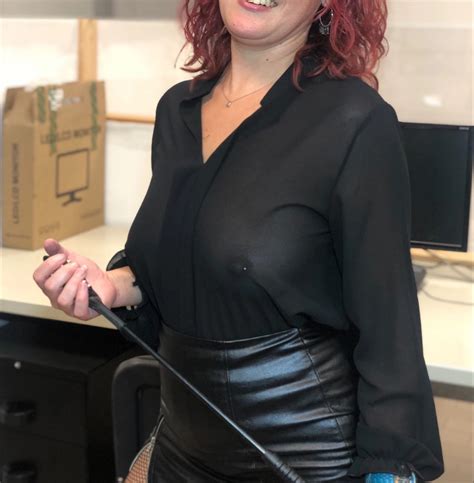 IN MY OFFICE 4 Nude Pics XHamster