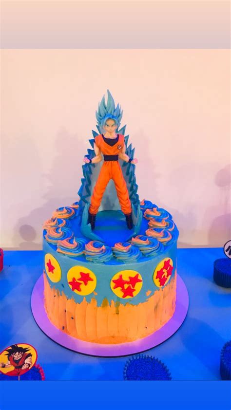 Goku Dragon Ball Z Pasteles de goku Pastel de dragon ball Piñata