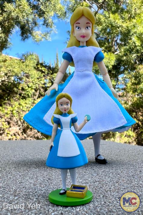 Super7 Disney Ultimates Wave 2 Figure Review Micechat Alice In Wonderland 38 Micechat