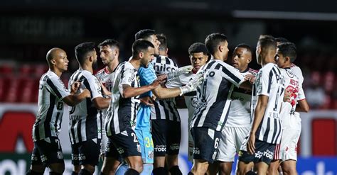 Derby Paulista Var E Rissa A San Paolo Il Santos Pareggia Ma Rischia