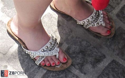 Candid Street Soles ZB Porn