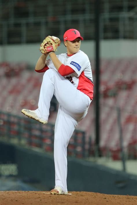 Kia 정해영 30세이브 ‘20세 1개월 27일 Kbo 역대 최연소 기록｜스포츠동아