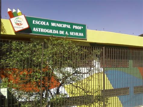 Rua Amélia Dos Anjos De Oliveira - EE PEI Amélia Dos... - EE PEI Amélia Dos Anjos De Oliveira