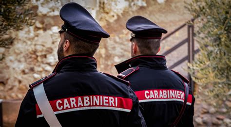 Tragedia A Orbetello Madre E Figlio Trovati Morti In Giardino