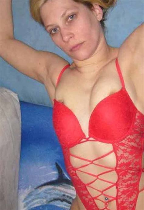 Amateur Skanky Housewife Porn Pictures XXX Photos Sex Images PICTOA