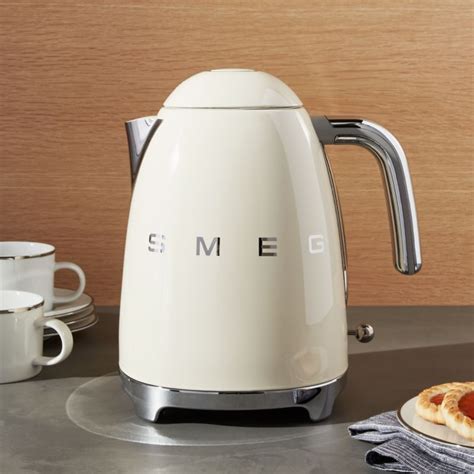 Smeg Cream Retro Electric Kettle Crate And Barrel