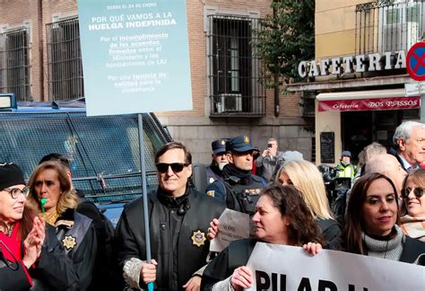 Séptimo día de huelga los LAJ afirman un seguimiento del 85 el