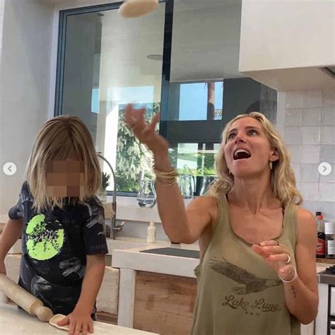 Elsa Pataky los planes con Chris Hemsworth y sus hijos los días de lluvia