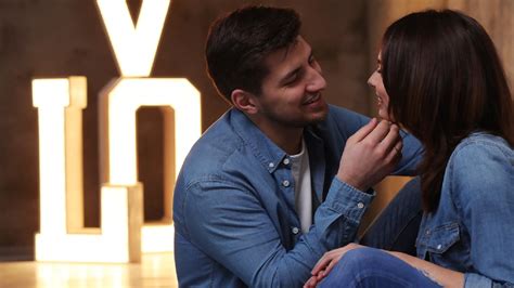 How To Dirty Talk Tips To Improve Your Sex Life HealthShots