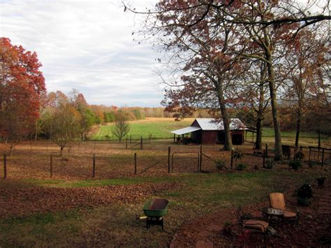 Barn On A Farm Free Stock Photo - Public Domain Pictures