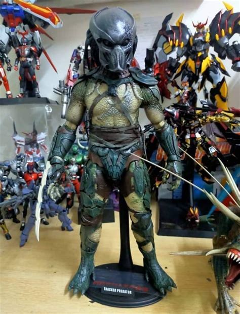 Hot Toys Predator Tracker With Hound Hobbies Toys Toys Games On Carousell